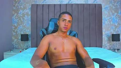 MagnusKing_ webcam model stream image