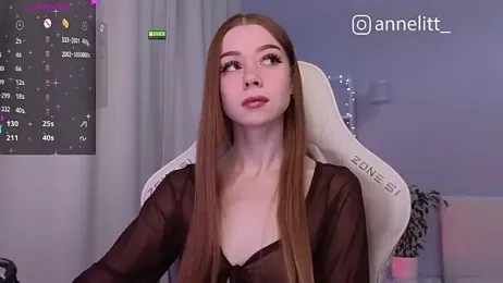 Annelitt webcam model stream image