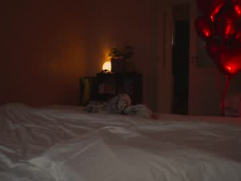 mynaughtynights webcam model stream image