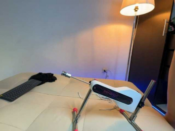 Sexyloly_cum webcam model stream image