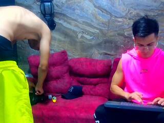 Kenn & Drey webcam model stream image