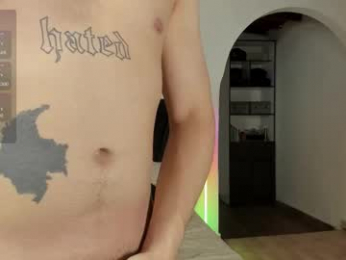 alanna_house1 webcam model stream image