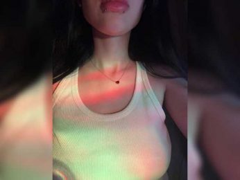 LeCriss webcam model stream image