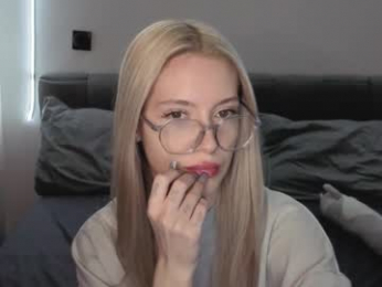 kvetapin webcam model stream image