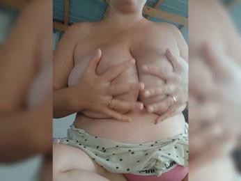 Tatka4 webcam bongacams model stream image