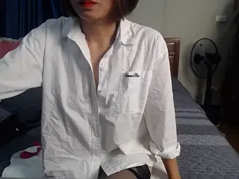 Meii-meyy webcam model stream image