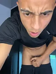 willclayy webcam model stream image
