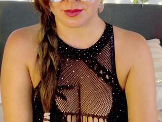 Valentina Lunna webcam model stream image