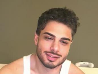 puffishere webcam model stream image