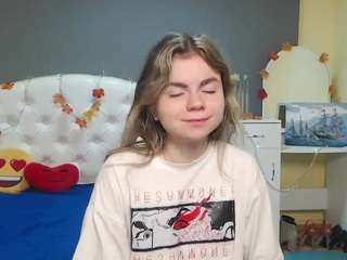 tinaredly webcam model stream image