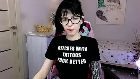 HazelTompson webcam model stream image