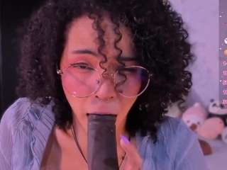 emma-nakamura webcam model stream image