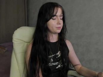Coldbby webcam bongacams model stream image