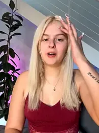 Allylove03 webcam model stream image