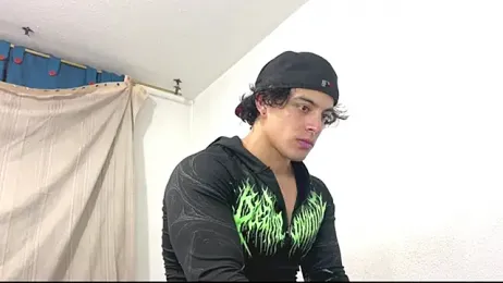 logan_x3 webcam model stream image