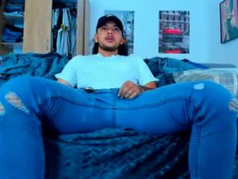favid95 webcam model stream image