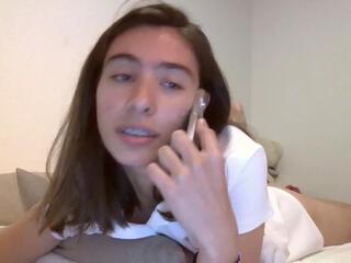 Alma Queen webcam model stream image