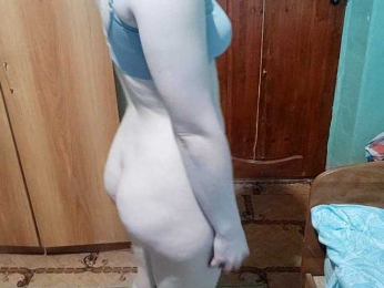 AveryFleurent webcam model stream image