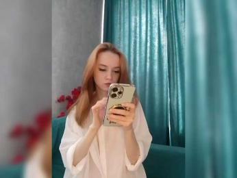 TuNikaaa webcam model stream image