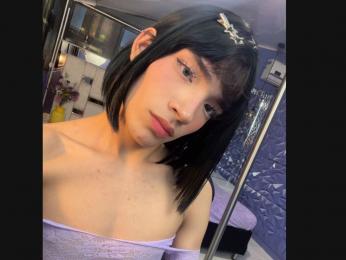 IsaacCollins webcam model stream image