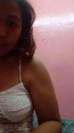 Tinaahh webcam model stream image