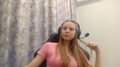 NinfaMowers webcam model stream image