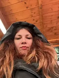 DaisyVibesss webcam model stream image