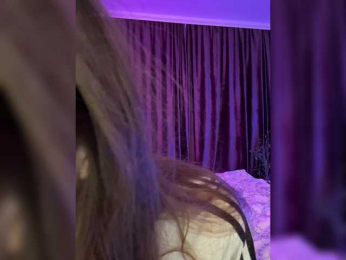 ShyAlya webcam model stream image