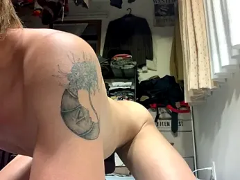 kuma0908 webcam model stream image