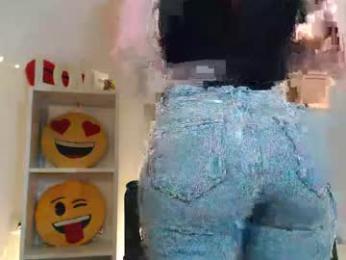 littleflowers webcam model stream image