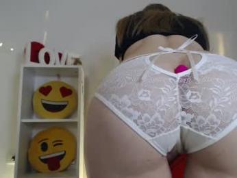 littleflowers webcam model stream image