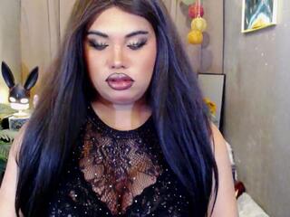 Neomie Thompson webcam model stream image