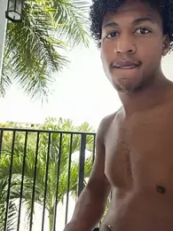 Angel_raphael69 webcam model stream image