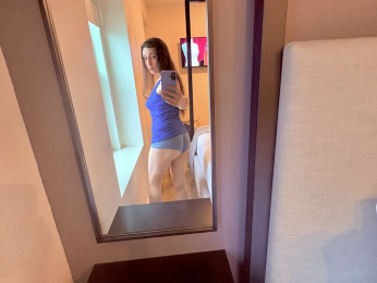 LilithLane webcam model stream image