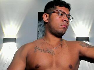 Derek Castle webcam model stream image
