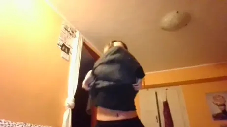 HornyJuliaXO webcam model stream image