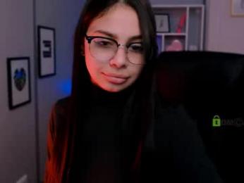 luckybabymeow webcam model stream image