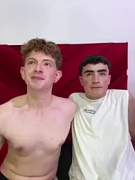 chris_red18 webcam model stream image