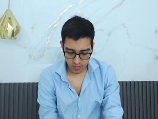 Nicolas Fine webcam model stream image