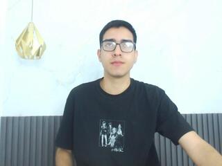 Nicolas Fine webcam model stream image