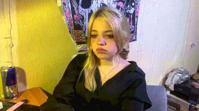 CruzDahm webcam cam4 model stream image