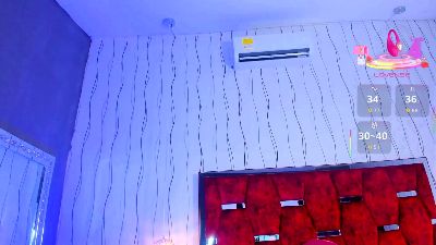 Mairys_ webcam model stream image