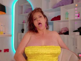 Adriana-gold webcam model stream image