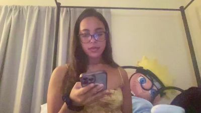 LoveliDawn webcam model stream image