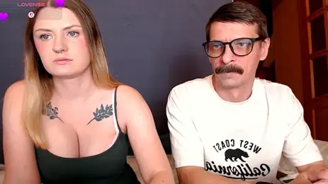 CozyCurves webcam stripchat model stream image