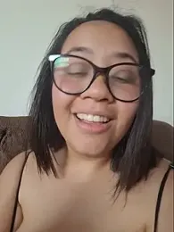 yasminmeyerofc webcam stripchat model stream image