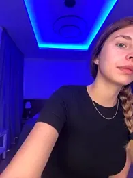 emma05 webcam stripchat model stream image