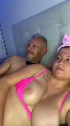 Pareja_vregion webcam model stream image