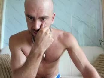strong_arni webcam model stream image