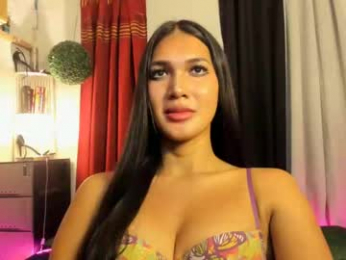 sashahuwanna webcam model stream image